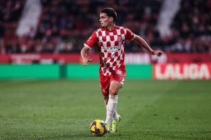 记者：那不勒斯完成古铁雷斯转会谈判，赫罗纳将收到2000万欧费用