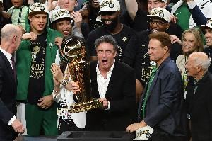 Shams：格罗斯贝克预计保留绿军CEO头衔 在出售完成后任候补董事