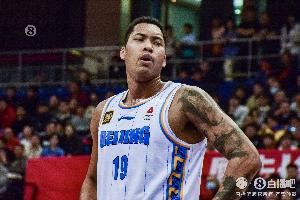 丘天与北京C类合同续约5年！苏群：他是纯正的蓝领中锋