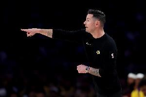 雷迪克：想成为强队各方面都得做好 我们今天未达到所需的稳定性